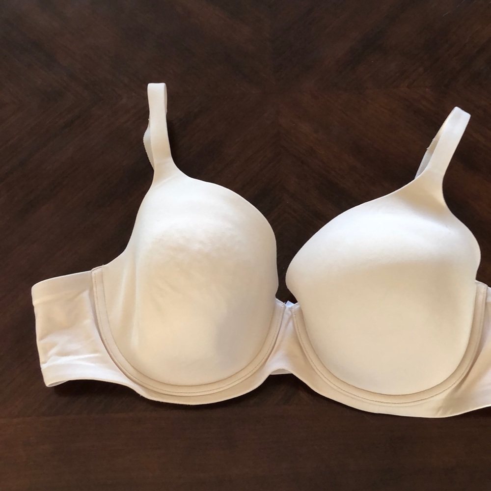 Victoria’s Secret padded bra tan 40C